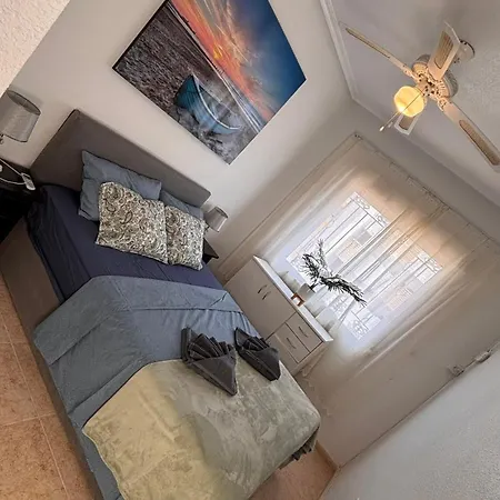 Marina Del Sol דירה *